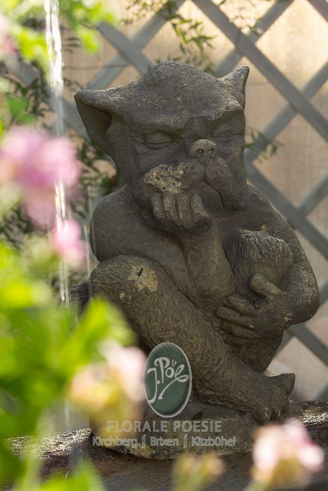 Harmonische Gartenarchitektur im Brixental